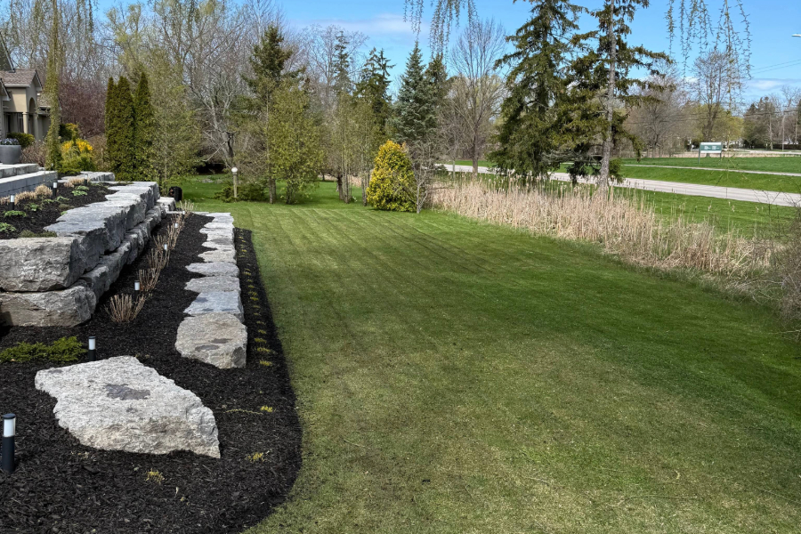 Lawn edging service